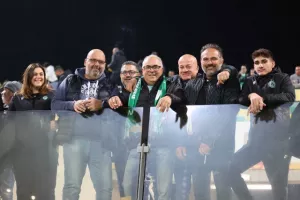 (Φωτορεπορτάζ) Ο κόσμος στην "ΑΡΕΝΑ"