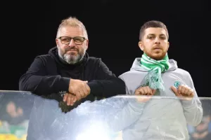 (Φωτορεπορτάζ) Ο κόσμος στην "ΑΡΕΝΑ"