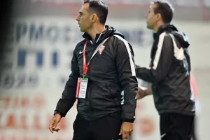 Νέα Σαλαμίνα - Καρμιώτισσα: "Ερυθρόλευκο" τρίποντο με ανατροπή!