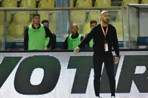 Αουτσάιντερ...