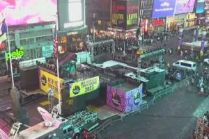 Στις πινακίδες της Times Square ανακοινώθηκε ο θάνατος του Πελέ