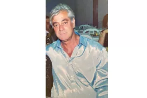 Θλίψη για τον χαμό του Πέπη