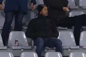 Παντού με Ακρίτα!