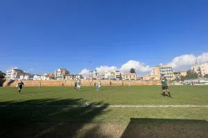 Τριάρα και κορυφή