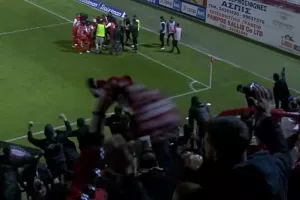 Θέλουν κ΄άλλα!