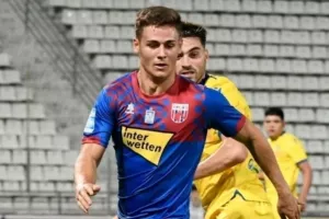 Víctor (Deal)!