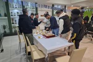 Κοπή βασιλόπιτας με... τυχερό  τον Ζευκή (φώτος)