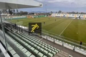 (ΩΡΑ 15:20) Αναμονή για τον έλεγχο του διαιτητή