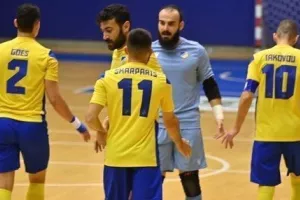 "Πεντάρα" και... τελικός για ΑΠΟΕΛ