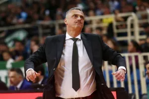 Αποδοκιμασίες για τον Ράντονιτς στο ΟΑΚΑ