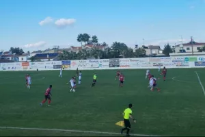 Ερμής - Αλκή: Τρίποντο με... Ρόχα και Ντζιλέ