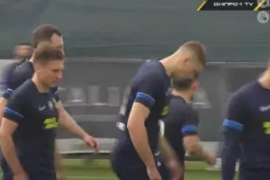 (Ενδιαφέρει ΑΕΚ) Φιλική "τριάρα" για Ντνίπρο 