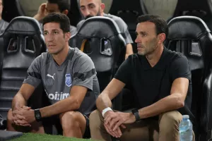 Μίκι με... "Λέβα" (φώτο)
