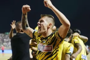 AEΚ: Χωρίς Ρότα, αλλά με Σιμάνσκι η ενδεκάδα