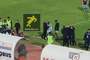 "Έτρεξε" στους παίκτες ο Ταραπουλούζης (φώτος)