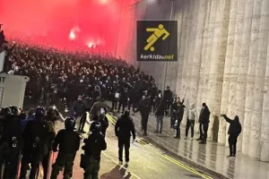 Έτοιμη για είσοδο η Θύρα 1