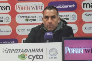 "Είμαι στεναχωρημένος για τον Μπεν Σαλάμ, θα τον χάσουμε για αρκετό καιρό"