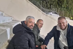 ΤΡΕΙΣ παικταράδες!