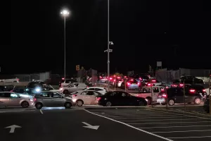 Απόλλων-Σαλαμίνα/Μεγάλες ουρές σχεδόν μια ώρα μετά