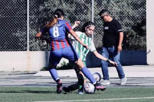 “Αξίζουμε άτομα που αγαπάνε το ποδόσφαιρο και όχι τα λεφτά”