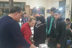 Τραπέζι και κοπή βασιλόπιτας στον Οθέλλο (φώτος)