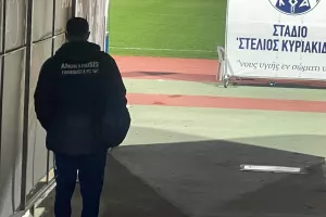 Με σκυμμένα κεφάλια… η αποχώρηση της Ανόρθωσης (φώτος)