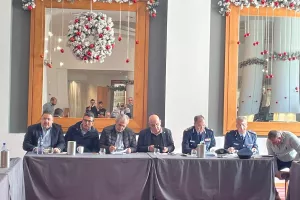 (ΩΡΑ 13:39) Ολοκληρώθηκε η σύσκεψη Προέδρων - ΚΟΠ - Αστυνομίας για τα περιστατικά βίας