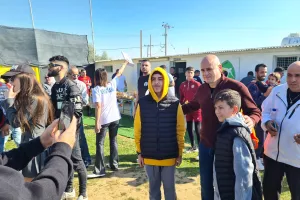 (ΦΩΤΟΣ) Πόλος έλξης Τιμούρ και Χάμπος 