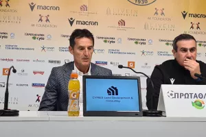 Γιανέφκσι: "Εξακολουθούμε να πιστεύουμε στον στόχο της εξάδας" (βίντεο)