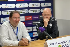 Μπεργκ: "Δεν είμαι σίγουρος αν η επαφή είναι τόσο δυνατή για να δοθεί πέναλτι"