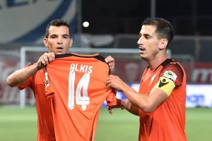 ΚΛΙΚΣ από το τελευταίο