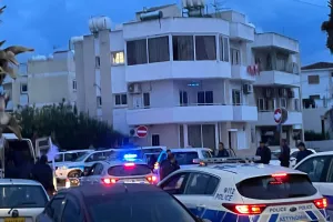 Νέα Σαλαμίνα-ΑΕΚ με ισχυρή Αστυνομική παρουσία (φωτος)