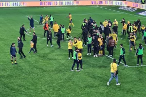 Γαλαζοκίτρινη έκρηξη! (φώτος)