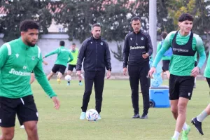 Περιμένει Σράντι ο Φερέρα 