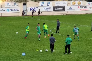 ΑΕΖ - Οθέλλος: Ντέρμπι με τα όλα του και αλλαγή στην κορυφή!