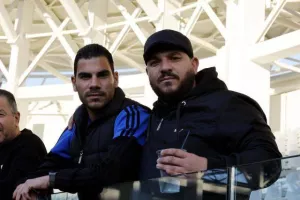 Ο αρχηγός στο ντέρμπι