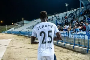 Ζήτησε τη φανέλα και την πήρε ο μικρός!