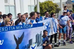 Ωραίο... οι δρομείς/ "Τρέχω για μια πόλη που έχω μέσα στην καρδιά"! (Φώτος)