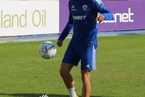 Έβαλε τα μπλε, πήρε το "8" - Διαθέσιμος με Ακρίτα!