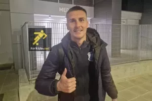 Ο Σπόλιαριτς "ζωγράφισε" και έφυγε χαμογελαστός!