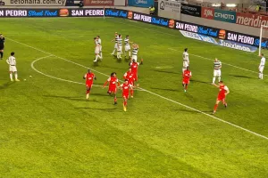 Νέα Σαλαμίνα-Ομόνοια: Την κέρδισε ξανά με Τιάγκο και... δυνατά για 6άδα! (φώτος)