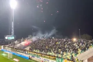 (ΒΙΝΤΕΟ) Πυροτεχνήματα και... μάγισσα