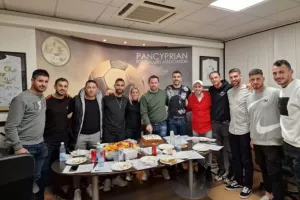Συνεδρία, βασιλόπιτα και... η "τύχη" στον Εγγλέζου