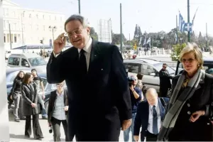 Kηδεία τέως Βασιλιά Κωνσταντίνου: H λίστα των γαλαζοαίματων - 60 Έλληνες καλεσμένοι
