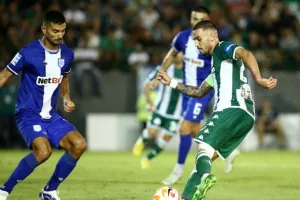 Τα βλέμματα σε Γιάννενα, Φάληρο και "Αγιά Σοφιά"