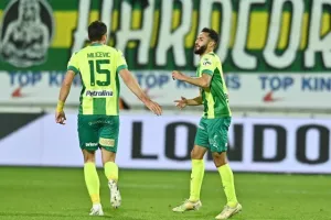 ΑΕΚ - ΑΠΟΕΛ: Πήρε το ντέρμπι, ανέβηκε στο +4! (φώτος)