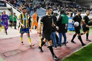 ΑΠΟΕΛ - Ολυμπιακός: Ο Ντάλσιο το κράτησε στην κορυφή! (φώτος)