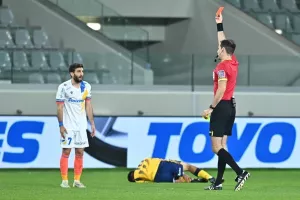 ΑΕΛ - ΑΠΟΕΛ: Ο Μακρής "χάρισε" μεγάλο τρίποντο, πρώτη ήττα με Μιλόγεβιτς! (φώτος)