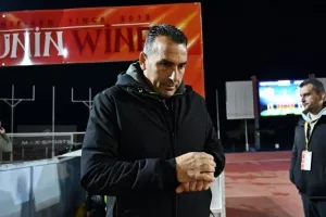 Καρμιώτισσα - ΑΠΟΕΛ: Δώνης και Ηλία το έστειλαν στην κορυφή! (φώτος)