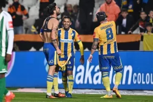 ΑΠΟΕΛ - Άρης: Νικητής το θέαμα... γαλαζοκίτρινη η πρόκριση! (φώτος)